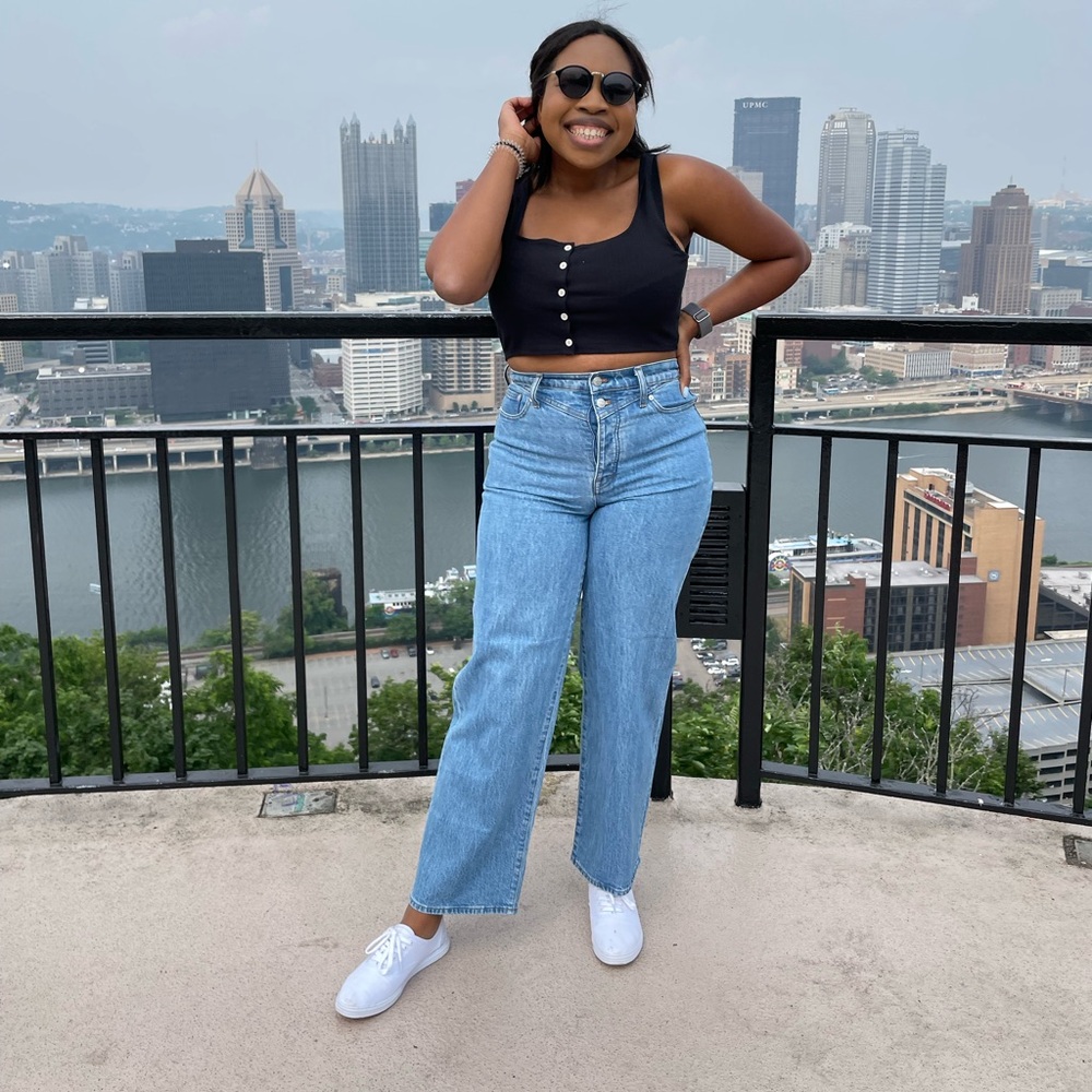 Meet your Posher, Mikayla
